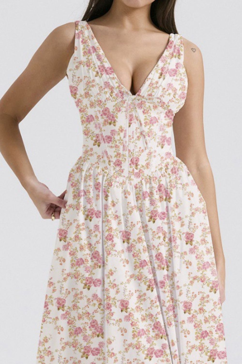 2201fdaa-bced-4784-89fd-55299e5e947b-Max