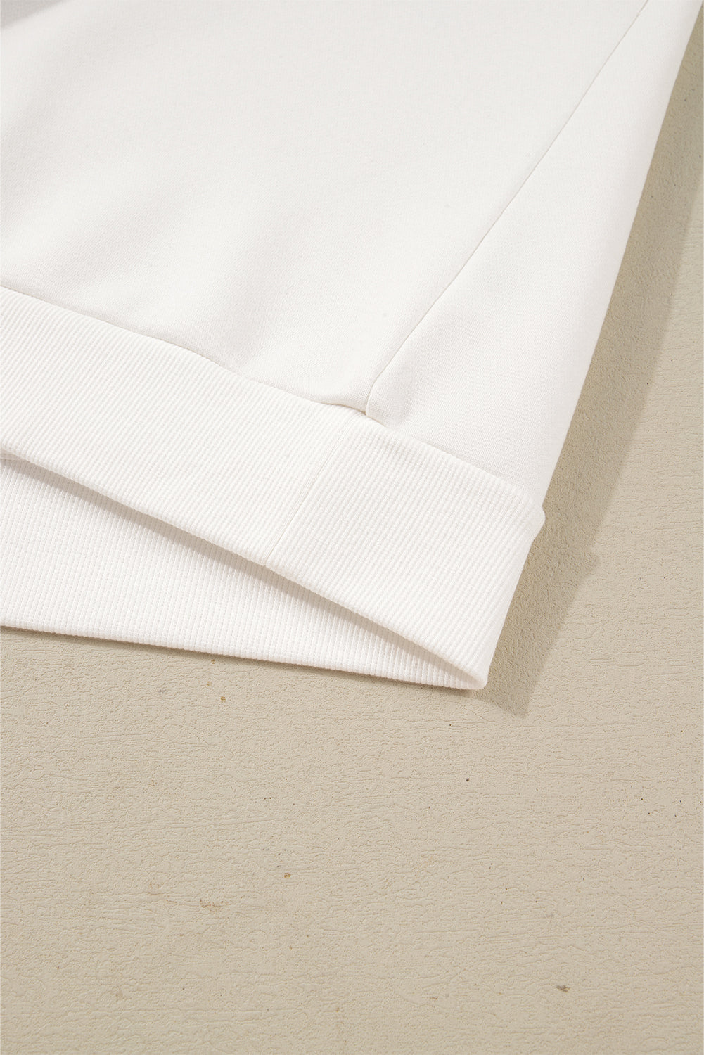 White Colorblock Patchwork Drop Shoulder Pullover Casual Shorts Outfit