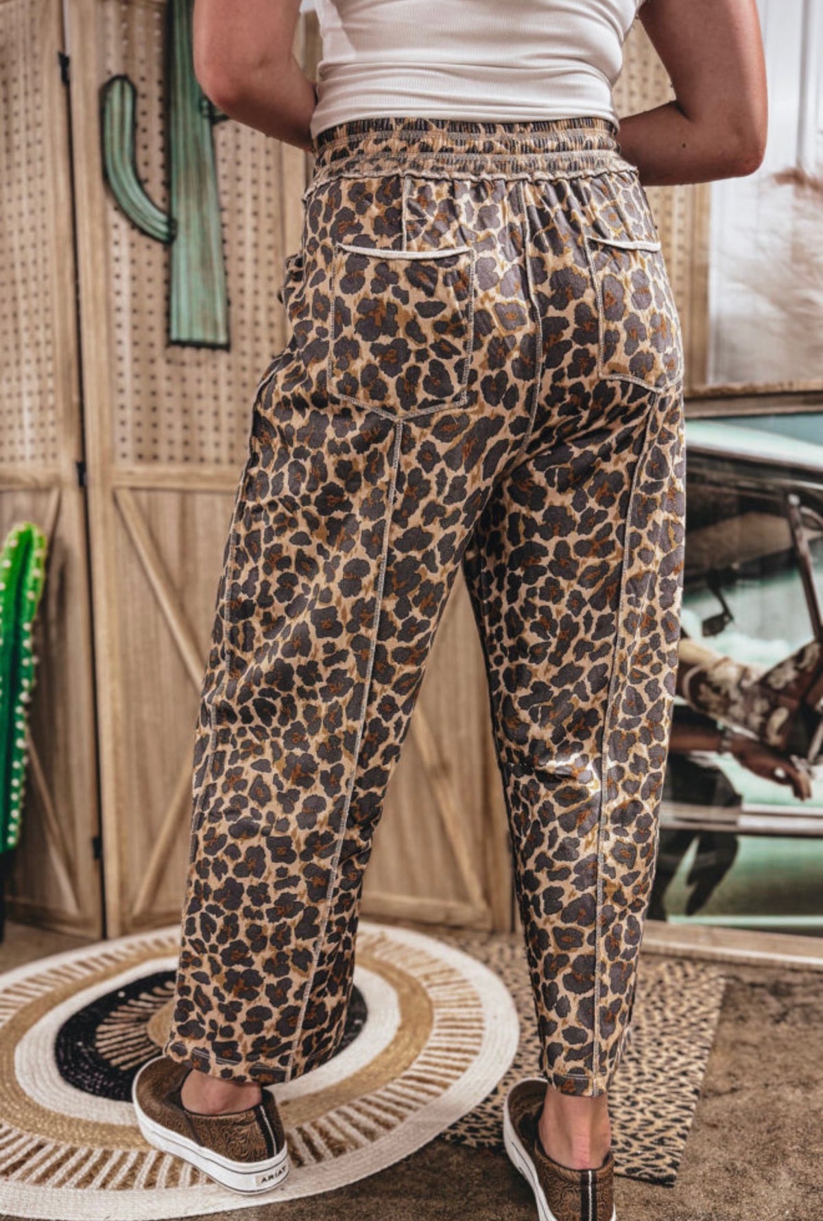 Leopard crop drawstring pants