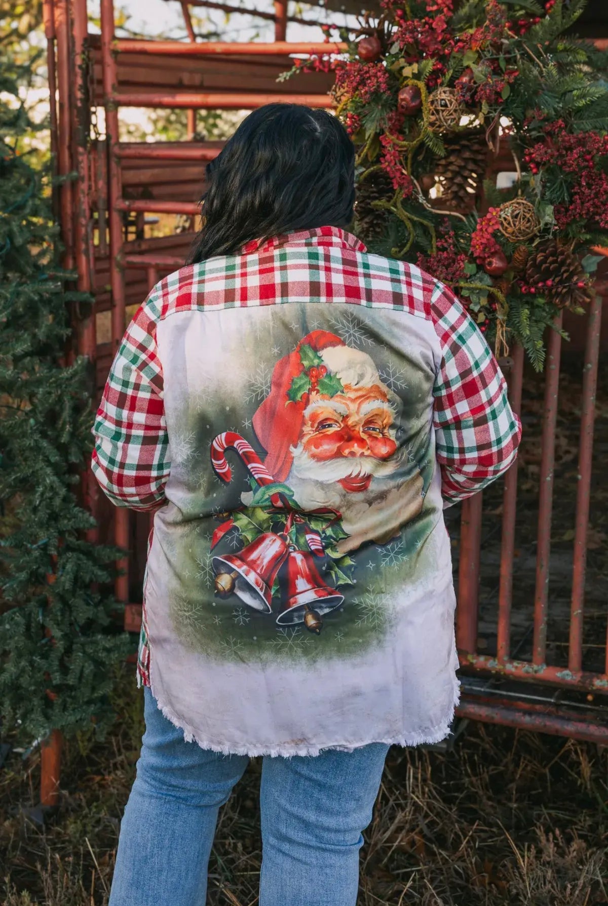 ONE24 Santa’s coming to town Flannel button up
