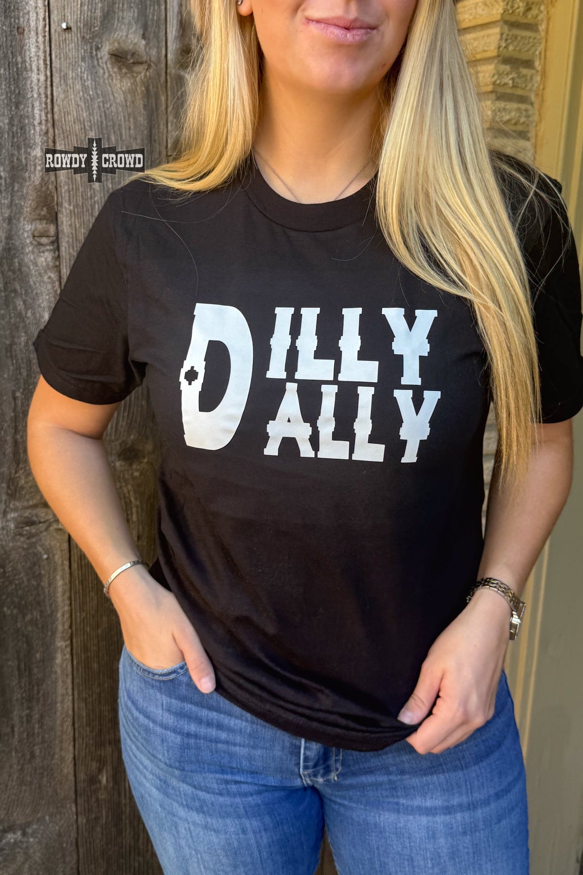 Dilly Dally Tee